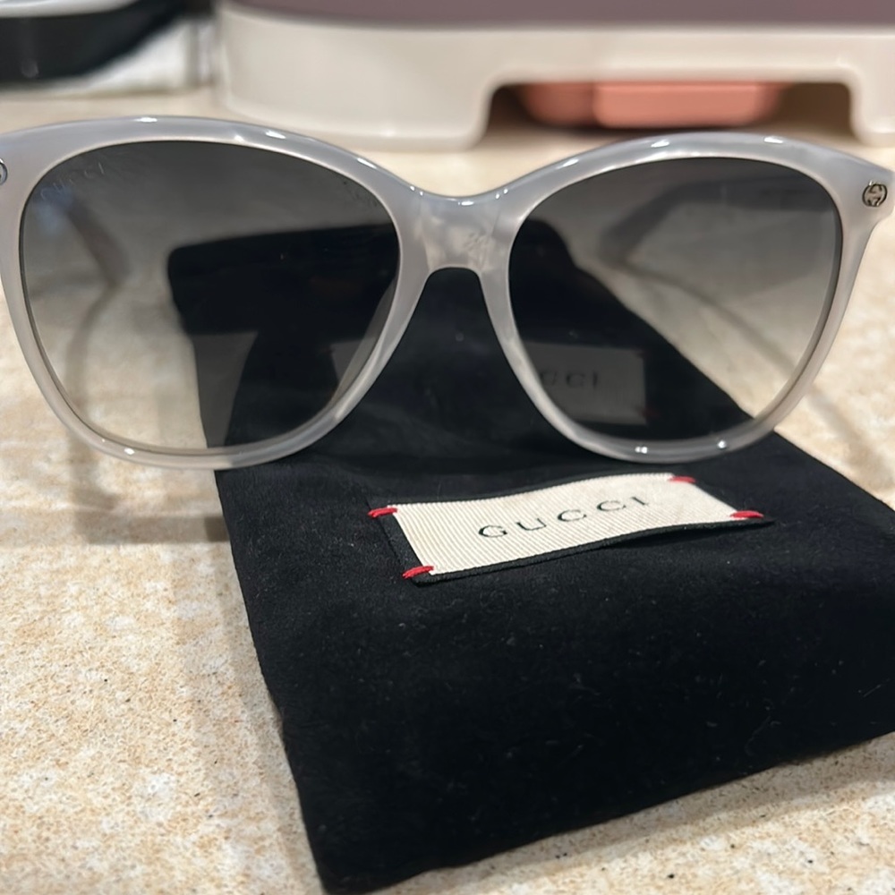 Sunglasses Gucci White
